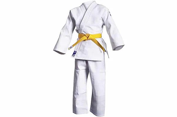 How to choose your Karate-gi 1 karate-gi-adidas-evolutif-k220e-wkf