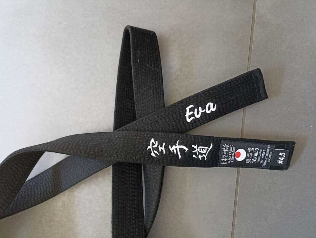 Image #1 from Eva