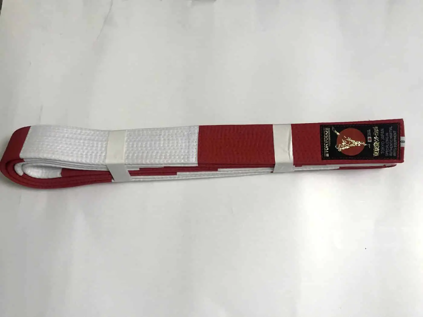 karate-belt-tokyodo-red-and-white-shihan
