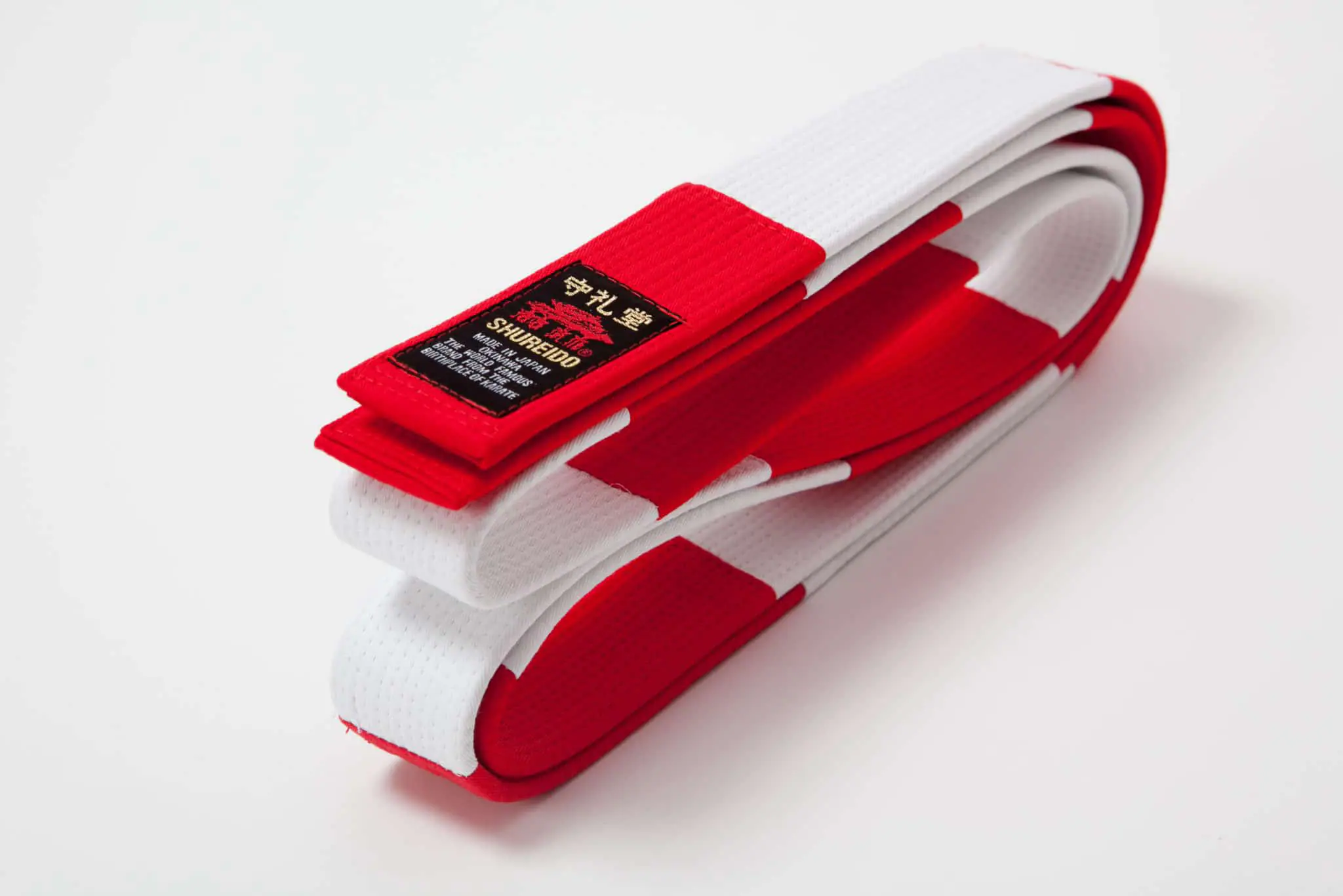 belt-karate-shureido-red-and-white-6-eme-dan