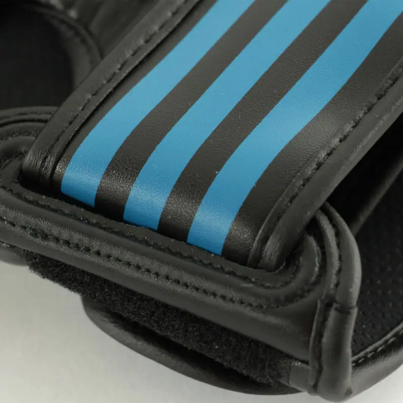 free-fighting-gloves-adidas-blue-black