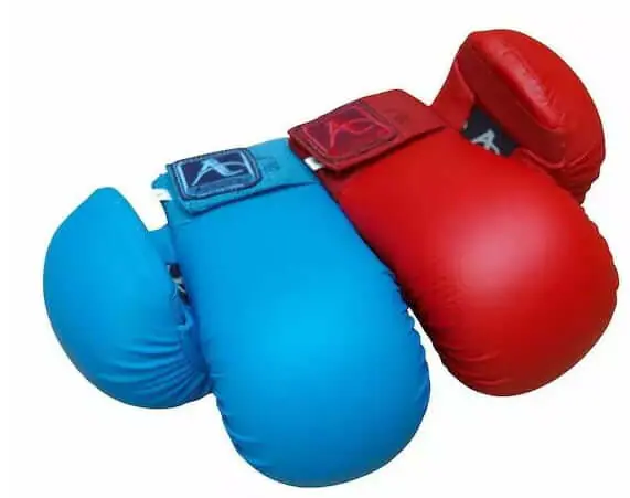 Blue or red ARAWAZA Karate gloves - WKF style
