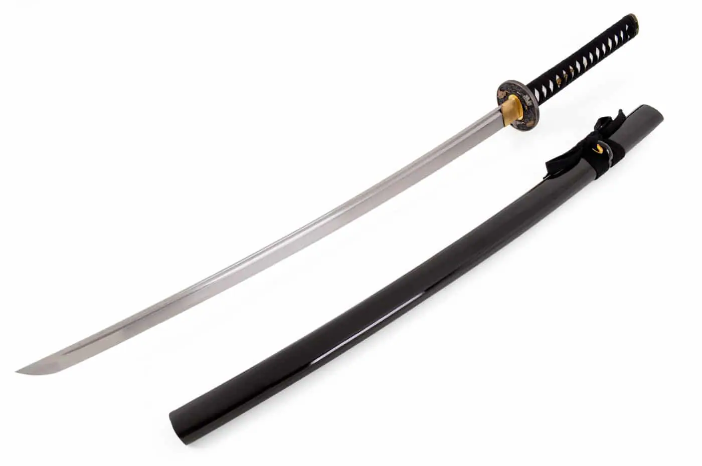 katana-sharpened-blade-and-wooden-sheath