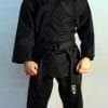kimono-karate-gi-kamikaze-basic-black-black-kobudo-hachiji-dachi