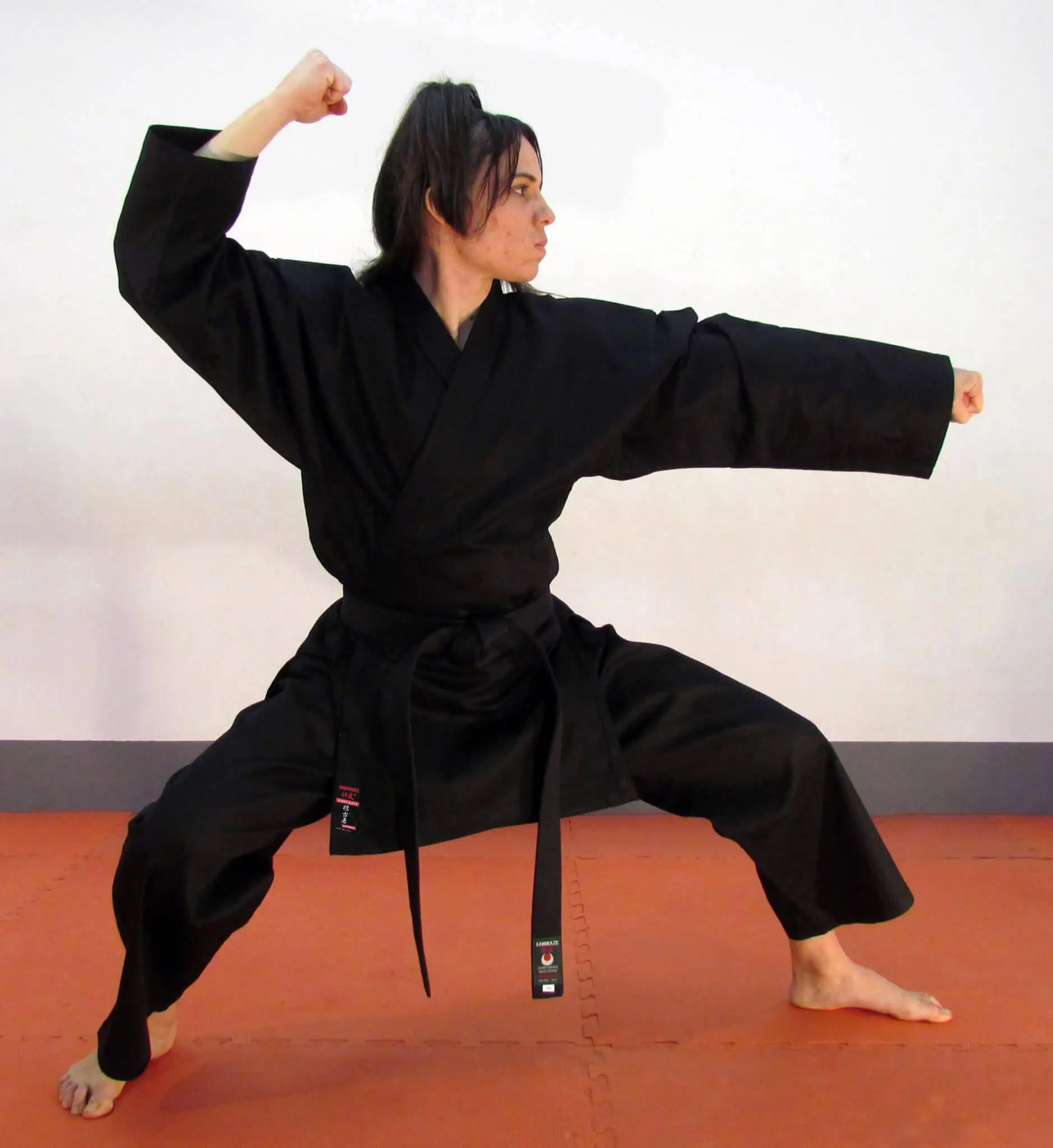 kimono-karate-gi-kamikaze-basic-black-black-kobudo-kokustu-dachi-mangi-uke