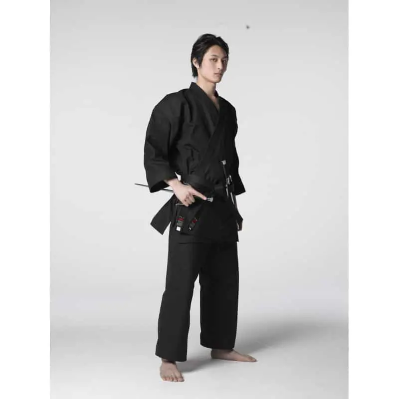 kimono-karate-gi-shureido-black-profile