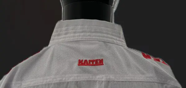 kimono-karate-kumite-kaiten-elite-line-hiyaku-rouge-wkf