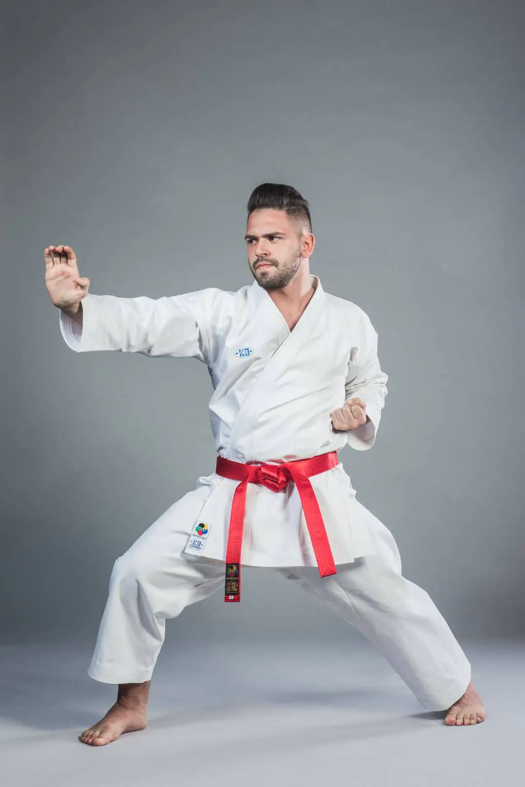 kimono-karategi-ko-italia-elegant-kata-wkf-tate-shuto
