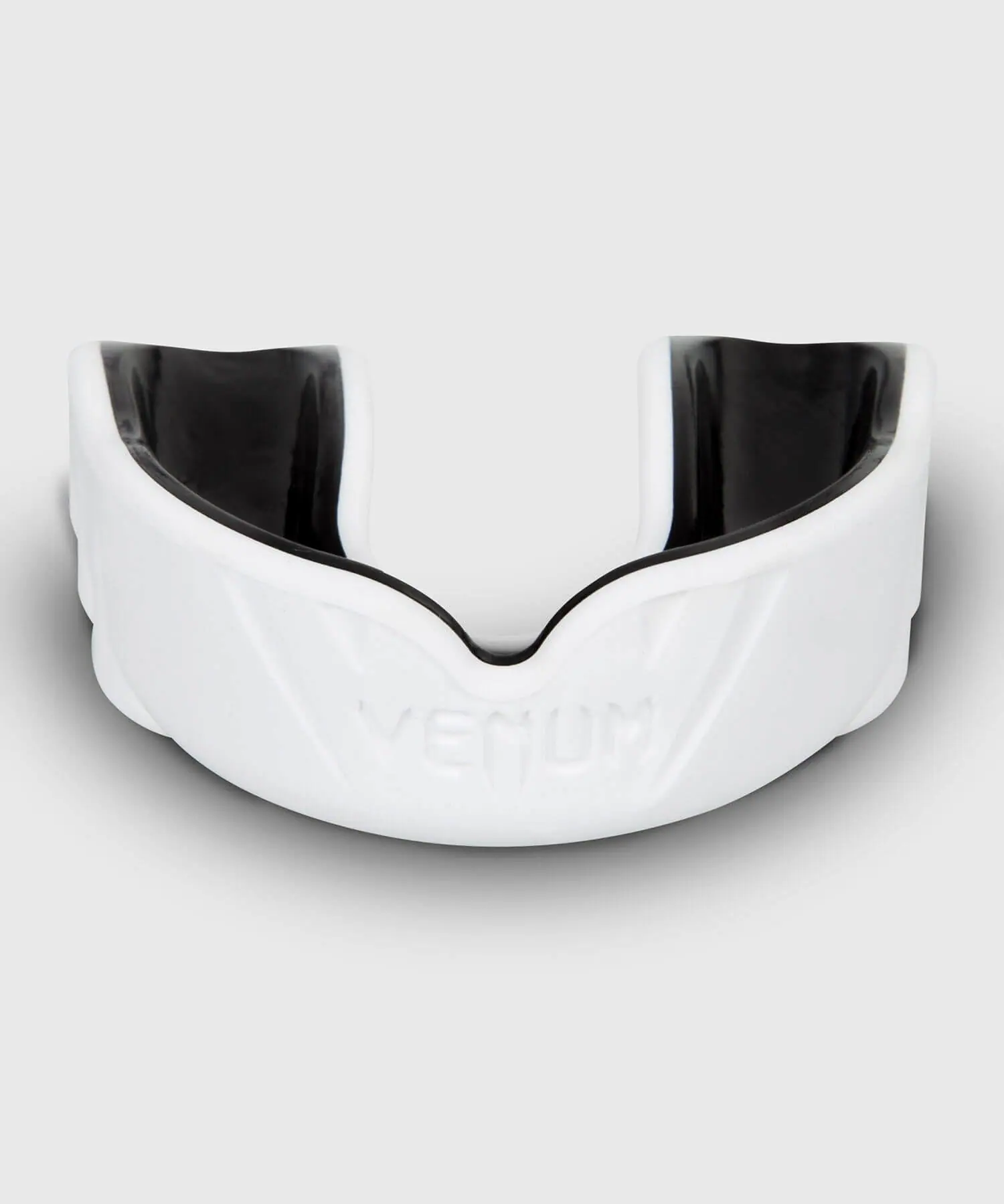 mouth-guard-karate-venum-challenger-white-black